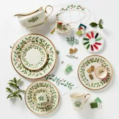 Lenox Place Setting 5-Piece Holiday -Lenox The Christmas Shop Sales 146590600 LHOL 22 FEA 1