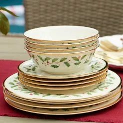 Lenox Set Bowl Plate 12-Piece Holiday -Lenox The Christmas Shop Sales 893172 877880 894303 894304 894333 893875 893877 LHOL 22 FEA 18