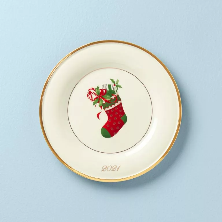Shop the best Gifts Lenox Stocking Accent Plate Annual 2021 at Lenox