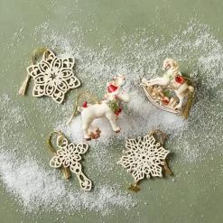 Lenox Ornament Snow Fantasy Snowflake 2022 -Lenox The Christmas Shop Sales 893694 893717 893718 894071 LHOL 22 FEA 1 3f57e51f 68c7 401b 992a f57ffde3dca7